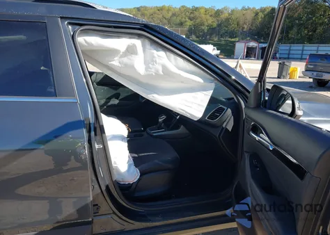 2021 Kia Seltos S z USA, uszkodzony, nr VIN KNDEUCAA4M7096621